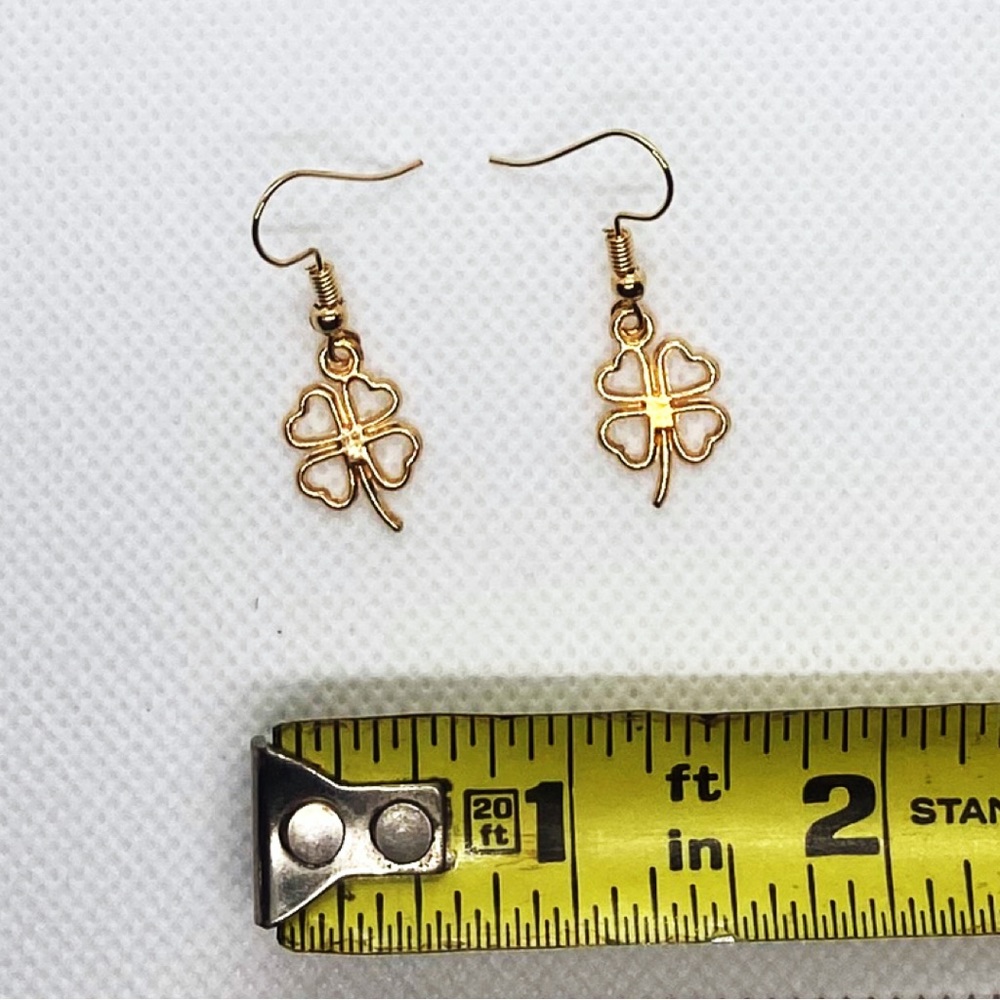 Earrings Clover Shamrock Lucky Irish St. Patrick’s Day 4 Leaf Clover Gold Tone - Picture 4 of 4